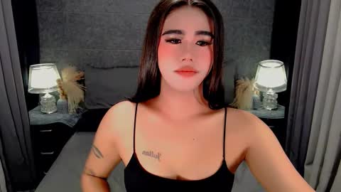 Snapshot of jhulianagrey chatting on March 9, 3:43 am julie online show from March 9, 3:43 am