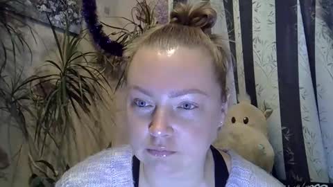 Snapshot of jia_mango chatting on January 15, 11:37 am jia_mango online show from January 15, 11:37 am