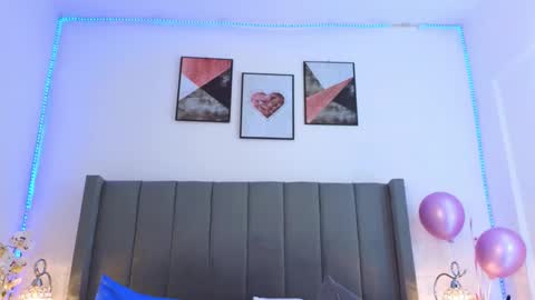 jiah online show from March 8, 2:04 am