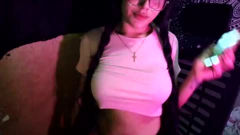 Snapshot of jillian_fuckdoll chatting on June 11, 2:53 am jillian_fuckdoll online show from June 11, 2:53 am