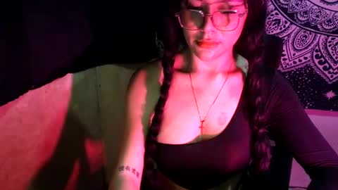 Snapshot of jillian_fuckdoll chatting on June 17, 9:05 pm jillian_fuckdoll online show from June 17, 9:05 pm