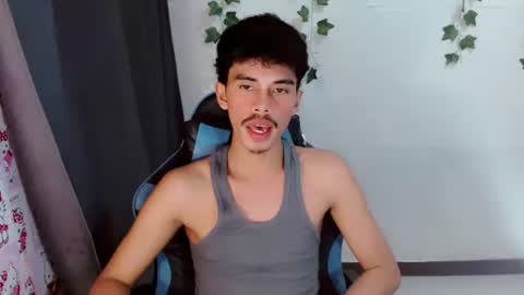 Snapshot of jim_cumxx chatting on October 8, 8:01 am JIMBOY online show from October 8, 8:01 am