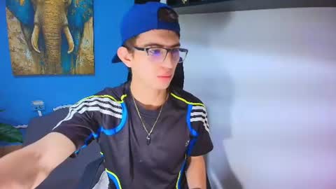 Snapshot of jim_deepxxx chatting on July 15, 12:21 pm GEROGE online show from July 15, 12:21 pm