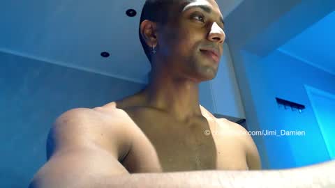 Snapshot of jimi_damien chatting on June 9, 5:46 pm JD online show from June 9, 5:46 pm