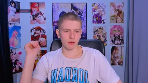 Snapshot of jimmie_hot chatting on February 23, 9:11 am your dream online show from February 23, 9:11 am