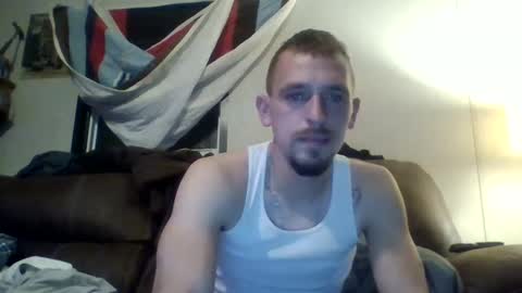 Snapshot of jimmiekeith chatting on January 18, 2:03 am Jimmie online show from January 18, 2:03 am