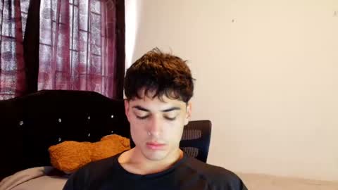 Snapshot of jimmy_classic chatting on June 13, 7:23 pm jimmy_classic online show from June 13, 7:23 pm