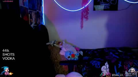 Snapshot of jinx_25 chatting on July 25, 3:37 am Jinx online show from July 25, 3:37 am