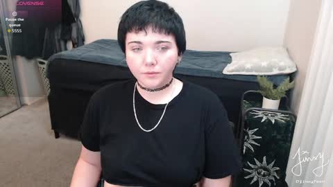 Snapshot of jinxyfawn chatting on May 17, 5:38 am jinxyfawn online show from May 17, 5:38 am