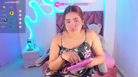 Snapshot of jisoo__ chatting on December 5, 2:03 pm kim online show from December 5, 2:03 pm