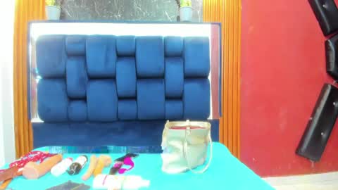 jisooluv online show from April 17, 7:50 pm