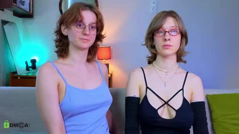 Snapshot of jitoon_exe chatting on May 1, 2:54 pm Hey Guys We are Julia ginger Tina brunette online show from May 1, 2:54 pm