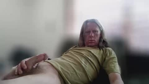 Snapshot of jizzmitten5 chatting on February 18, 7:32 pm jizzmitten5 online show from February 18, 7:32 pm