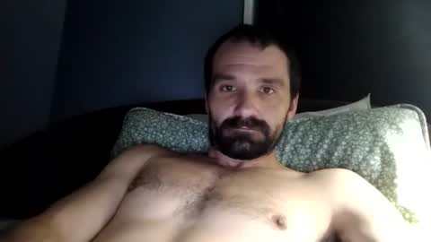 Snapshot of jj232323231990 chatting on December 31, 2:14 pm JayJay69 online show from December 31, 2:14 pm