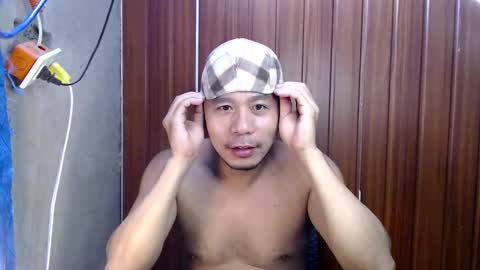 Snapshot of jjboy74472 chatting on October 18, 8:42 pm jjboy74472 online show from October 18, 8:42 pm