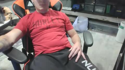 Snapshot of jjhynes402 chatting on November 24, 8:41 pm Jake online show from November 24, 8:41 pm