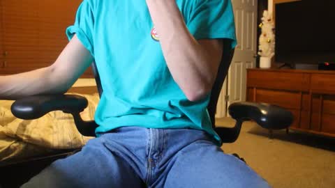 Snapshot of jjjjjfive chatting on December 3, 2:41 am jjjjjfive online show from December 3, 2:41 am