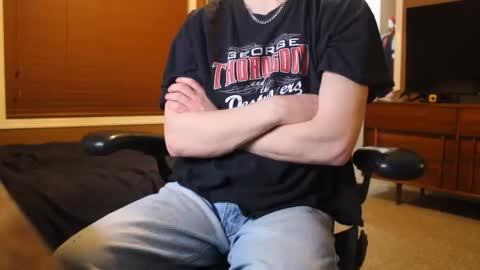 jjjjjfive online show from March 12, 5:13 am