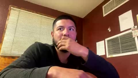 jjuarez5409 online show from March 14, 1:34 am