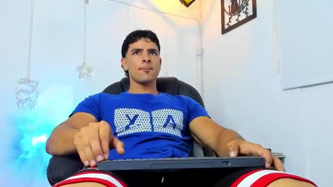 IGJmortton online show from November 23, 10:48 am