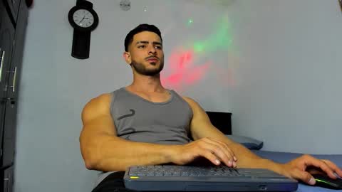 IGJmortton online show from March 7, 12:40 am