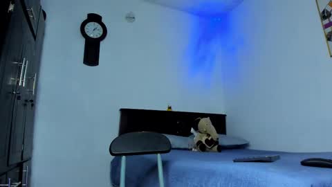 IGJmortton online show from March 13, 11:06 am