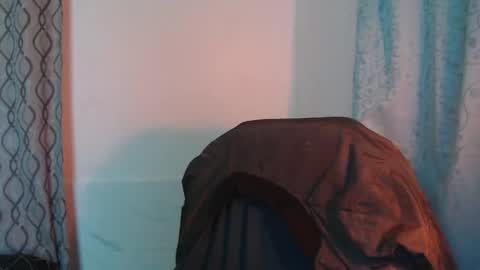 Snapshot of jnick_21 chatting on March 24, 11:21 pm Nick online show from March 24, 11:21 pm