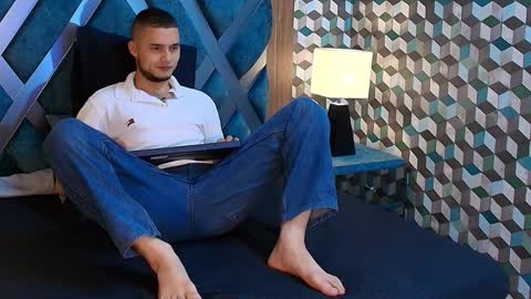 Snapshot of joaho_fernandez chatting on April 14, 8:37 pm Joao online show from April 14, 8:37 pm