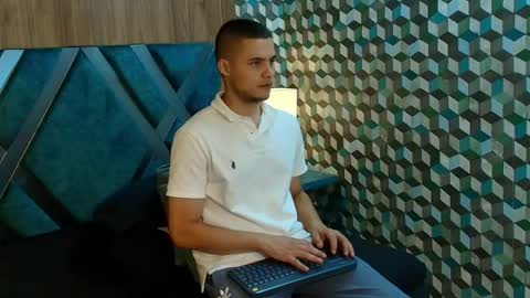 Snapshot of joaho_fernandez chatting on April 29, 9:43 pm Joao online show from April 29, 9:43 pm