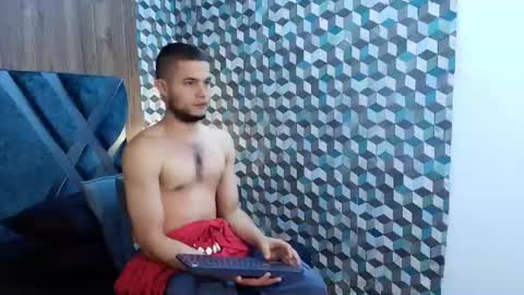 Snapshot of joaho_fernandez chatting on June 19, 12:04 am Joao online show from June 19, 12:04 am