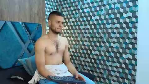 Snapshot of joaho_fernandez chatting on July 10, 8:44 pm Joao online show from July 10, 8:44 pm