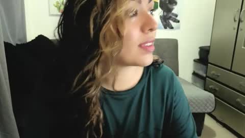 Snapshot of joan_allen chatting on May 5, 4:59 pm Johana online show from May 5, 4:59 pm