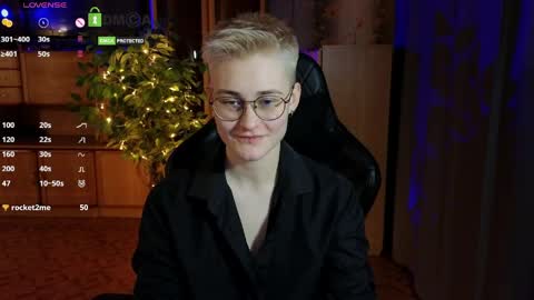 Snapshot of joan_night chatting on April 28, 7:30 pm J online show from April 28, 7:30 pm