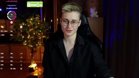 Snapshot of joan_night chatting on June 22, 7:00 pm J online show from June 22, 7:00 pm