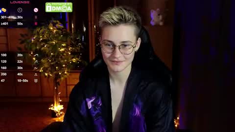 Snapshot of joan_night chatting on July 7, 7:07 pm J online show from July 7, 7:07 pm