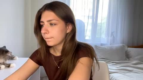 Snapshot of joandonelly chatting on July 16, 12:33 pm Bella online show from July 16, 12:33 pm