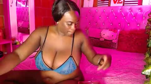 Snapshot of joannediamonds chatting on May 29, 12:47 pm joannediamonds online show from May 29, 12:47 pm