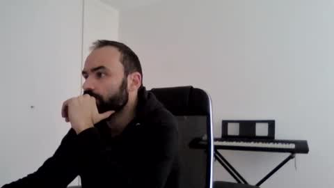 Snapshot of joaodias_18 chatting on March 2, 11:50 am joaodias_18 online show from March 2, 11:50 am