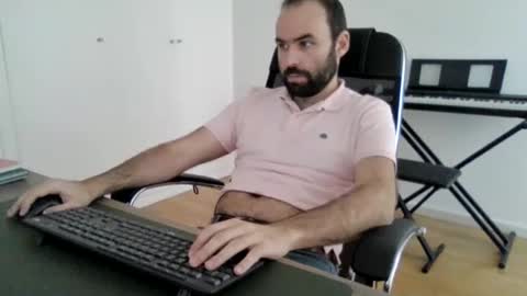 Snapshot of joaodias_18 chatting on March 29, 3:01 pm joaodias_18 online show from March 29, 3:01 pm
