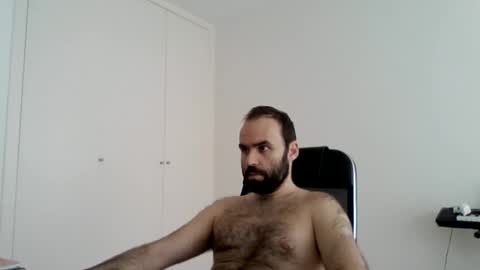 Snapshot of joaodias_18 chatting on April 1, 10:16 am joaodias_18 online show from April 1, 10:16 am