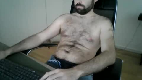 Snapshot of joaodias_18 chatting on May 8, 5:07 pm joaodias_18 online show from May 8, 5:07 pm