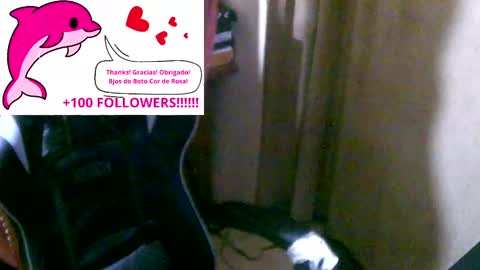 Snapshot of joaomanuel88 chatting on February 8, 6:01 am Call me Jon online show from February 8, 6:01 am