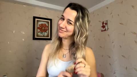 Aurora online show from February 9, 7:34 am