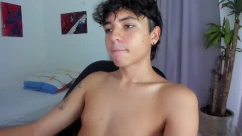 Snapshot of joe23___ chatting on June 8, 9:04 pm Joe online show from June 8, 9:04 pm