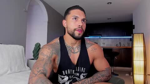 joe_esthetic online show from February 1, 10:55 pm