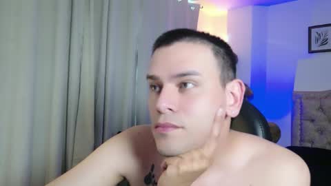 Snapshot of joe_jhonson chatting on June 2, 12:29 pm joe jhonson online show from June 2, 12:29 pm