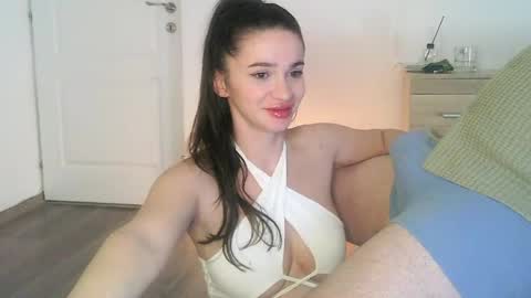 Snapshot of joe_nd_jane chatting on April 25, 11:02 pm joe_nd_jane online show from April 25, 11:02 pm