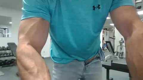 Snapshot of joe_smith5679 chatting on September 16, 8:21 pm joe_smith5679 online show from September 16, 8:21 pm