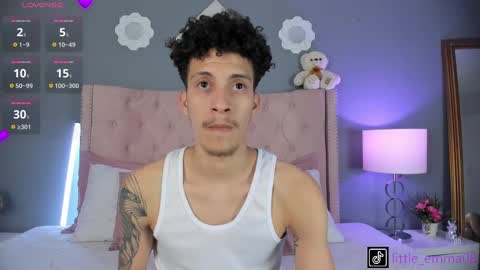 Snapshot of joeandemma chatting on September 21, 12:34 am Emma Joe online show from September 21, 12:34 am