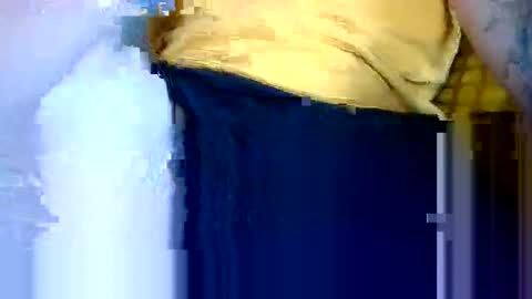 Snapshot of joeblow2525 chatting on October 5, 11:52 am joeblow2525 online show from October 5, 11:52 am